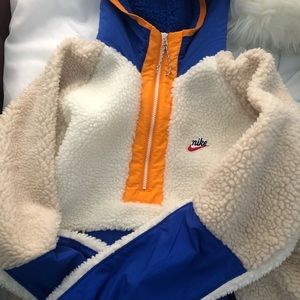Nike Sherpa jacket PRICE IS FIRM!